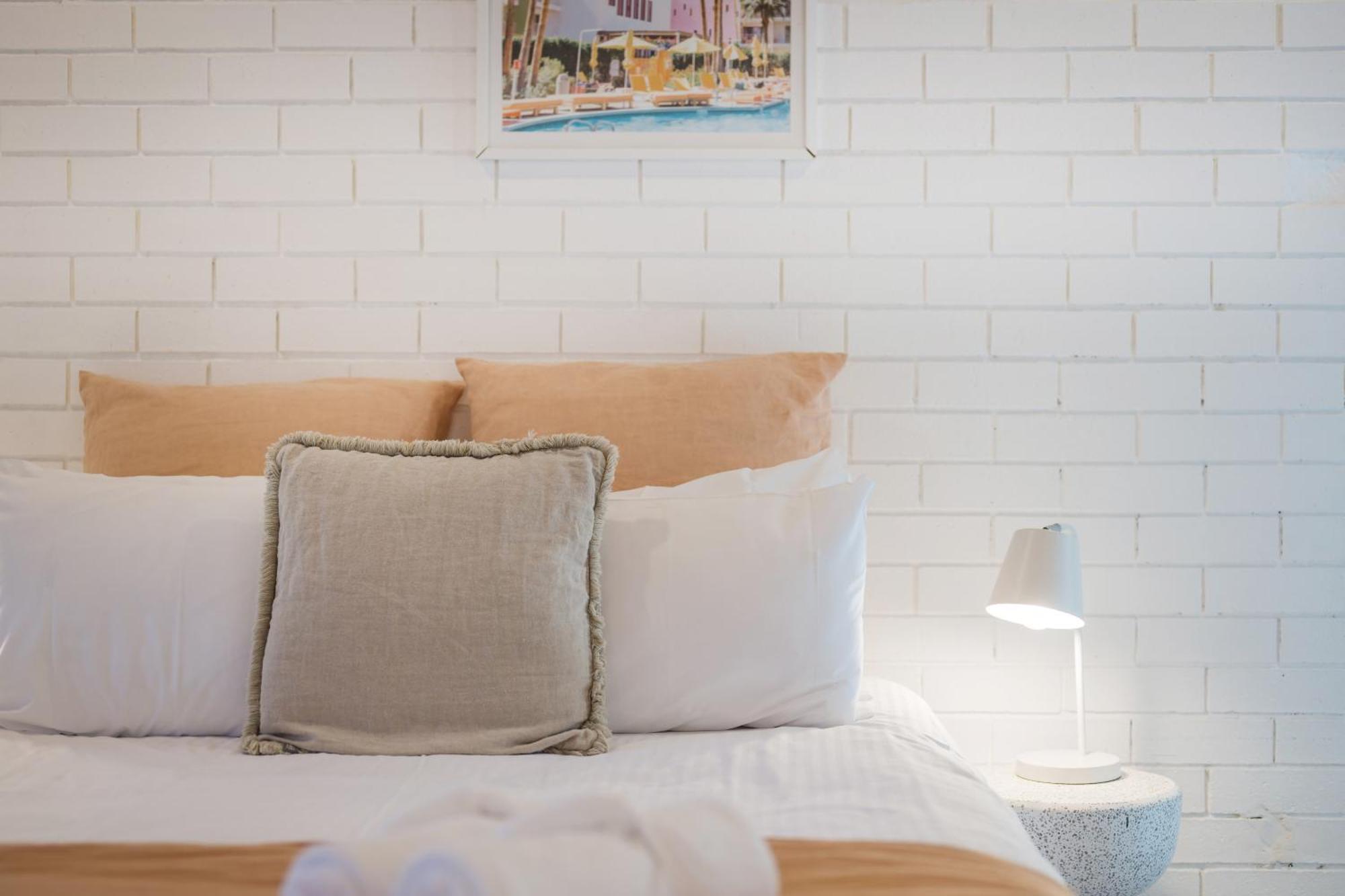 The Med Crescent Head Motel Luaran gambar
