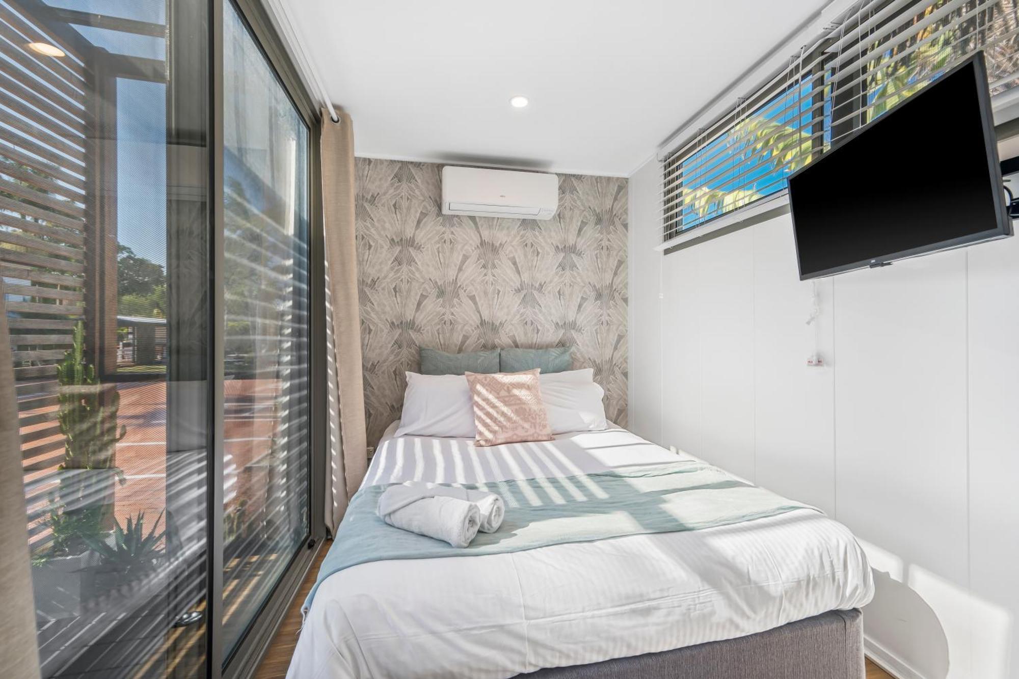 The Med Crescent Head Motel Luaran gambar